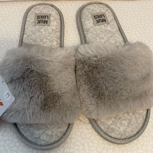 MUK LUKS ANNA GRAY SCUFF SLIPPERS - Picture 1 of 10